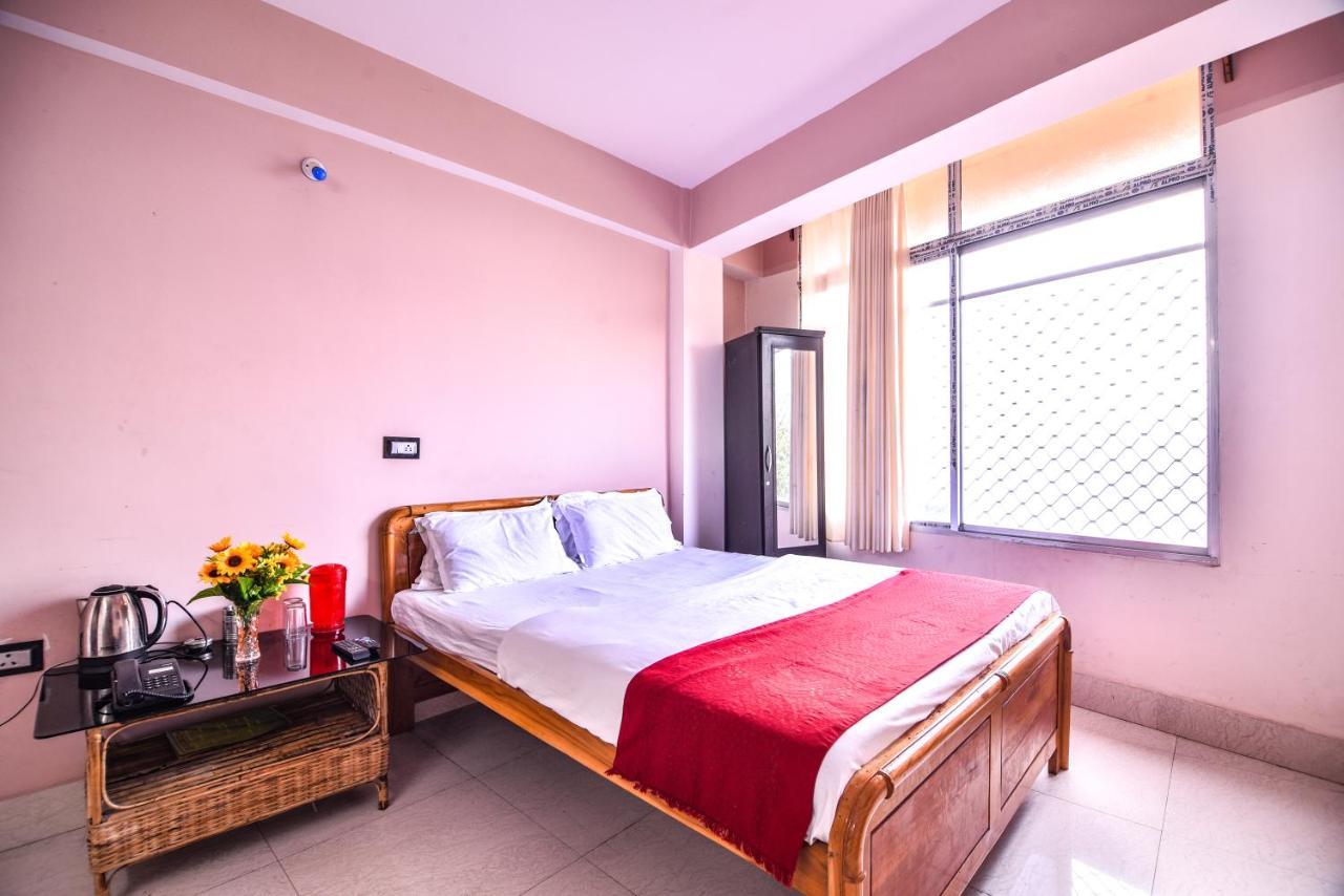 Hotel Aashiyana Калимпонг Екстериор снимка