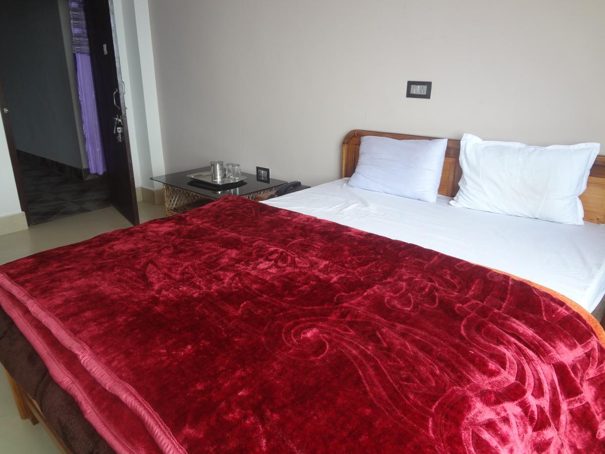 Hotel Aashiyana Калимпонг Екстериор снимка